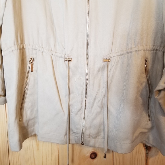 Peck&Peck Lightweight Drawstring Utility Jacket - Picture 3 of 8